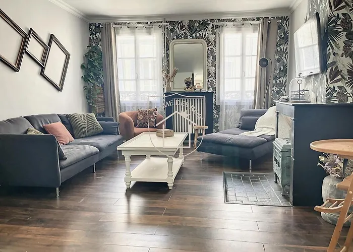 Апартаменты Le Donjon Des Rois Дурдан